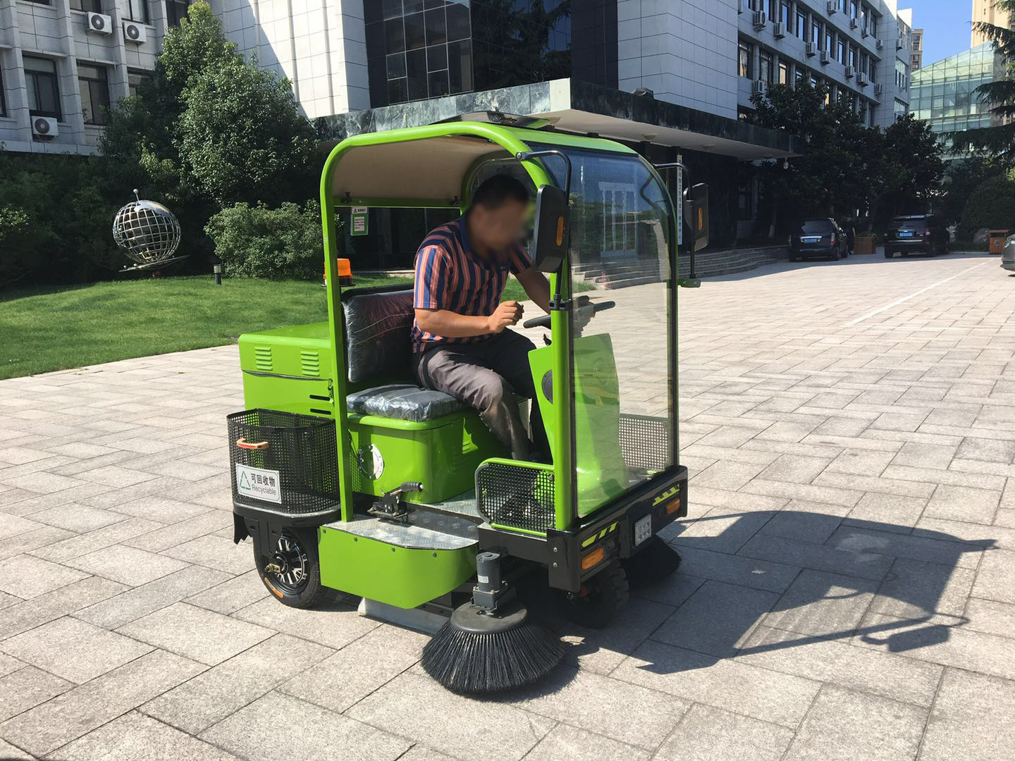 電動掃地車 電動掃地車
