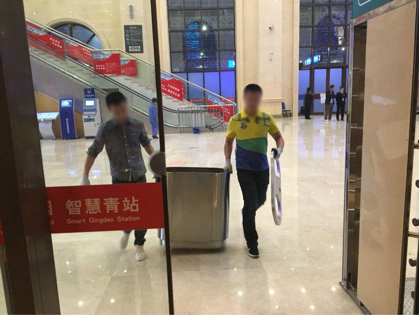 駕駛式洗地機 駕駛式洗地機