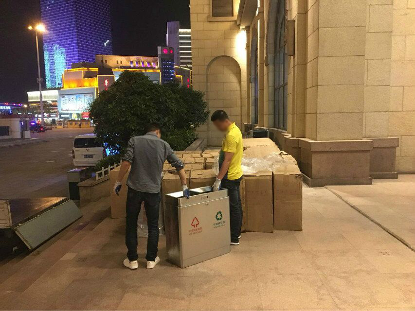 駕駛式洗地機 駕駛式洗地機